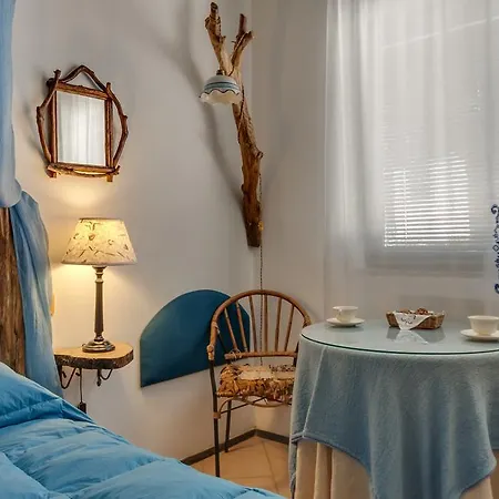 Frances' Relais Bed & Breakfast 2*