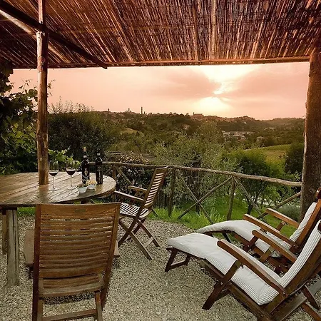 Bed & Breakfast Frances' Relais 2*